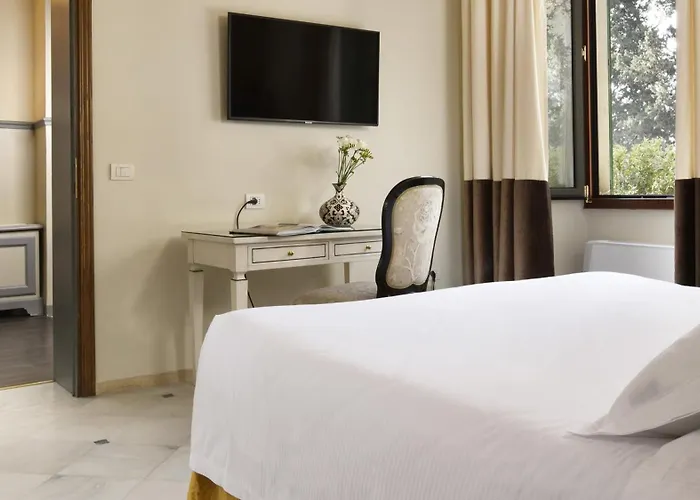 מלון Fh55 פייזולה